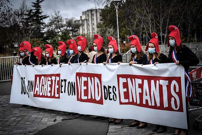 Le salon parisien de la GPA ne trouble pas le gouvernement